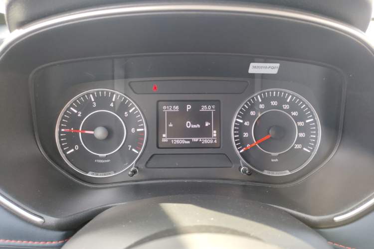 Used Dongfeng Fengon 500 2022 1.5T CVT Comfort Edition Instrument Cluster