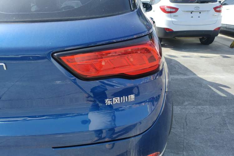 Used Dongfeng Fengon 500 2022 1.5T CVT Comfort Edition Right Rear Taillight