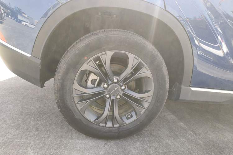 Used Dongfeng Fengon 500 2022 1.5T CVT Comfort Edition Right Rear Wheel Hub