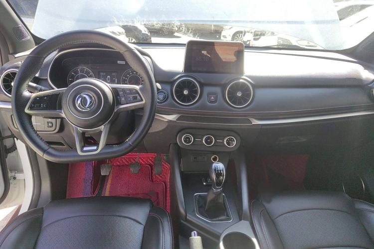 Used Dongfeng Fengon 500 2021 1.5L Manual Enjoyment Model Interior 3