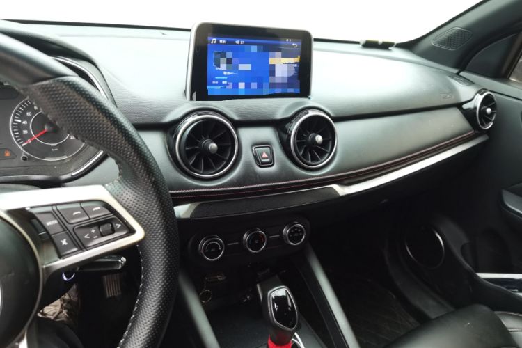 Used Dongfeng Fengon 500 2021 1.5L CVT Enjoyment Model Audio And AC Panel