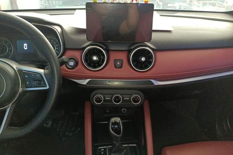Used Dongfeng Fengon 500 2021 1.5L CVT Enjoyment Version Audio And AC Panel
