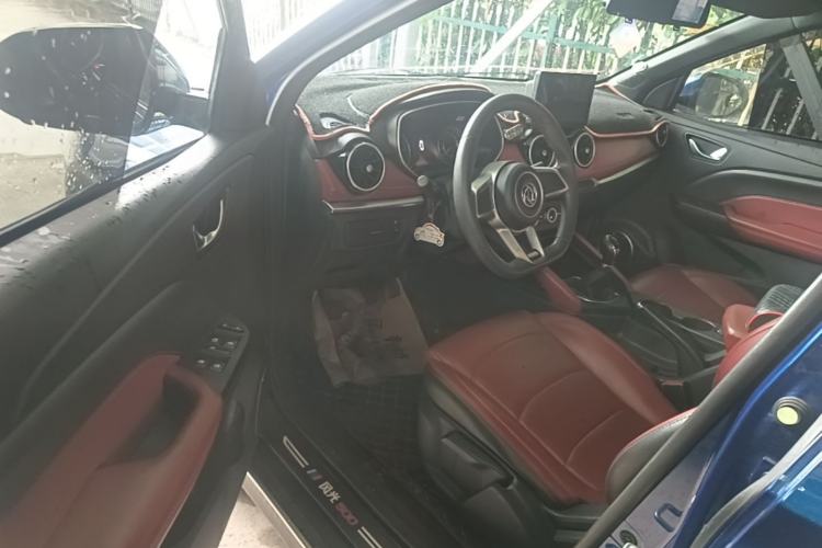 Used Dongfeng Fengon 500 2021 1.5L Manual Enjoyment Model Driver Seat