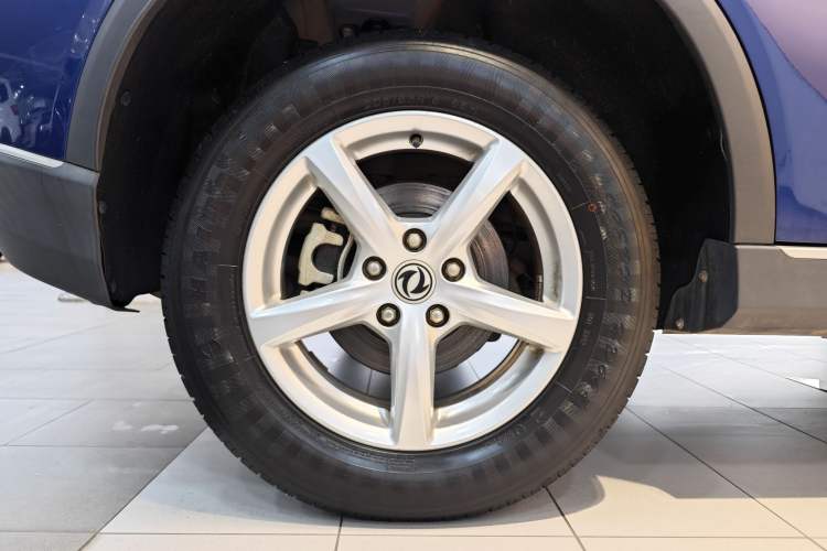 Used Dongfeng Fengon 500 2021 1.5L Manual Enjoyment Model Exterior 1