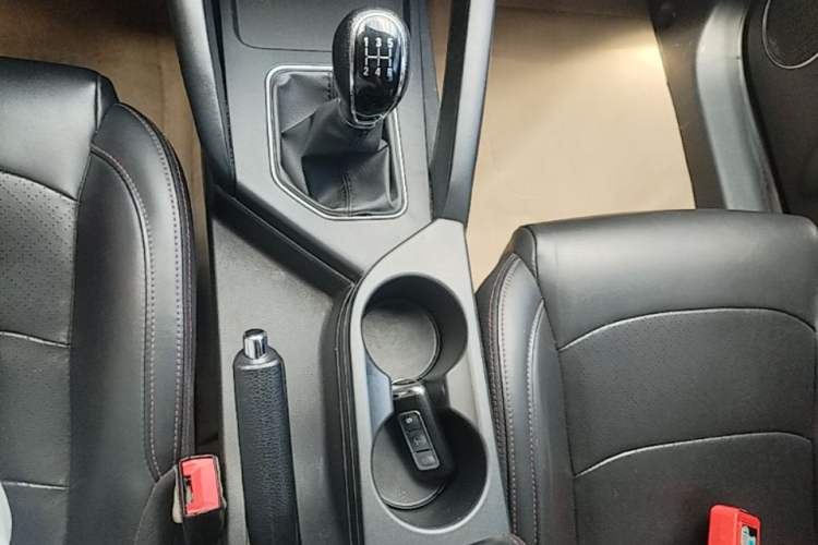 Used Dongfeng Fengon 500 2021 1.5L Manual Enjoyment Model Gear Lever
