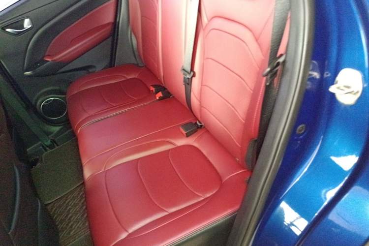 Used Dongfeng Fengon 500 2021 1.5L CVT Enjoyment Version Interior 4