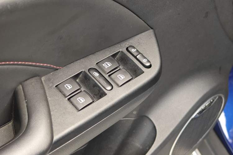 Used Dongfeng Fengon 500 2021 1.5L Manual Enjoyment Model Interior 7