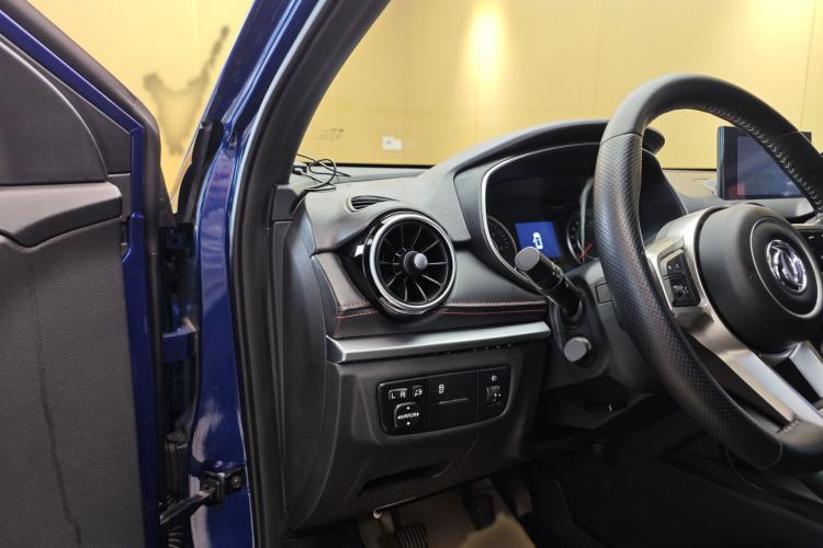 Used Dongfeng Fengon 500 2021 1.5L Manual Enjoyment Model Interior 9