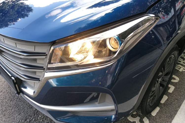 Used Dongfeng Fengon 500 2021 1.5L CVT Enjoyment Version Left Front Headlight