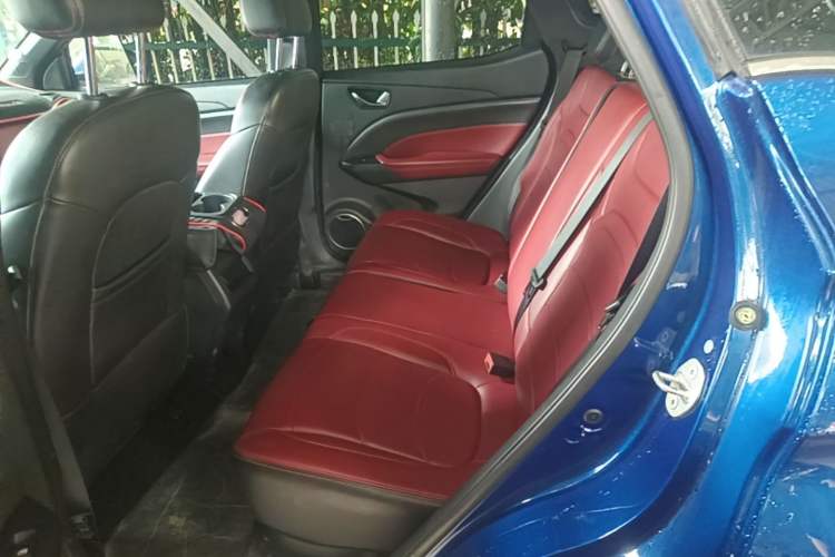 Used Dongfeng Fengon 500 2021 1.5L Manual Enjoyment Model Left Rear Seat