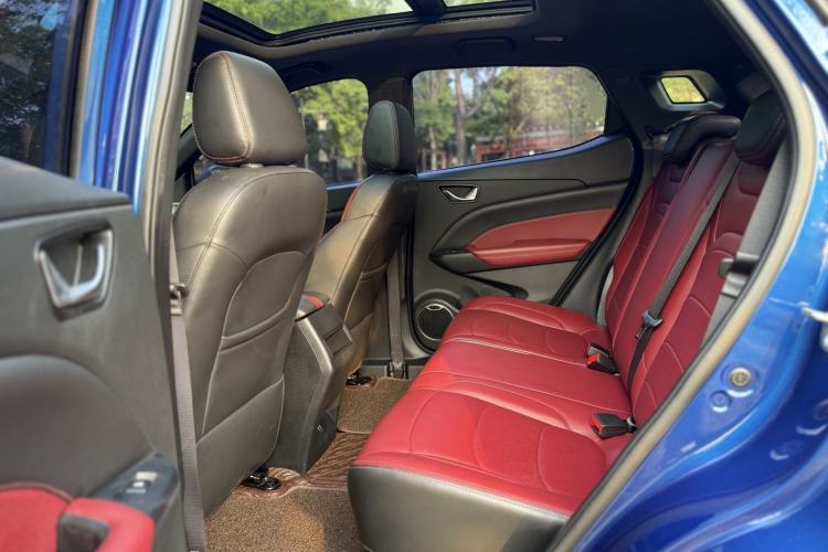 Used Dongfeng Fengon 500 2021 1.5L CVT Enjoyment Version Left Rear Seat