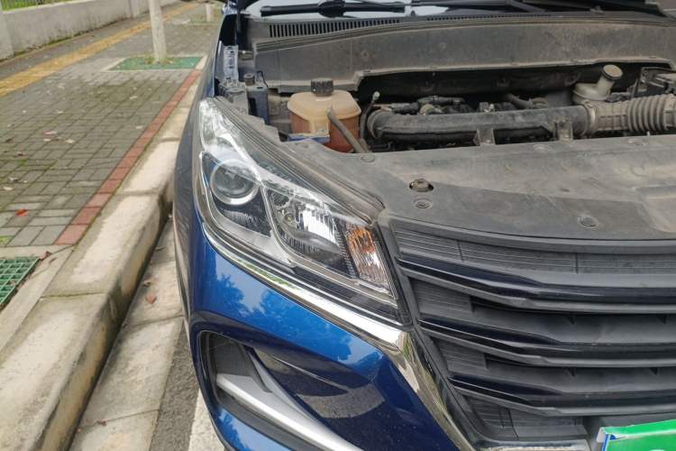 Used Dongfeng Fengon 500 2021 1.5L Manual Enjoyment Model Right Front Headlight