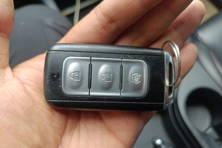 Used Dongfeng Fengon 500 2021 1.5L Manual Enjoyment Model Vehicle Key
