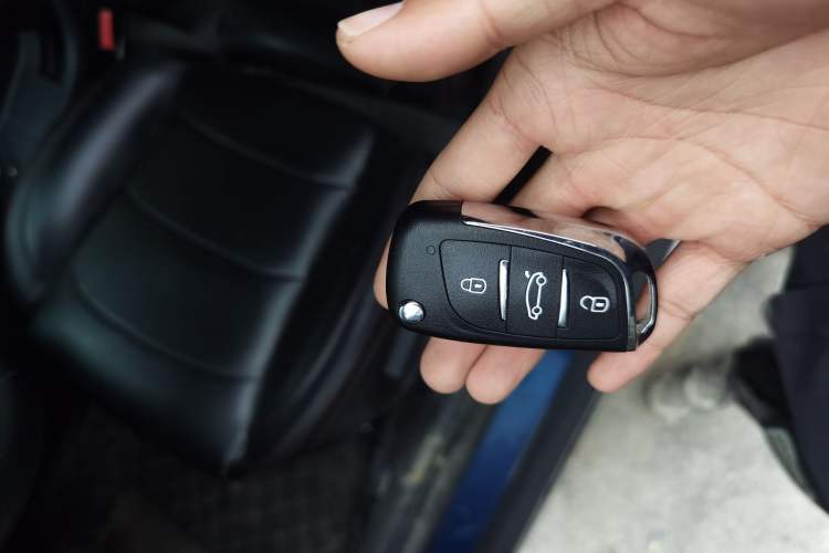 Used Dongfeng Fengon 500 2021 1.5L CVT Enjoyment Model Vehicle Key