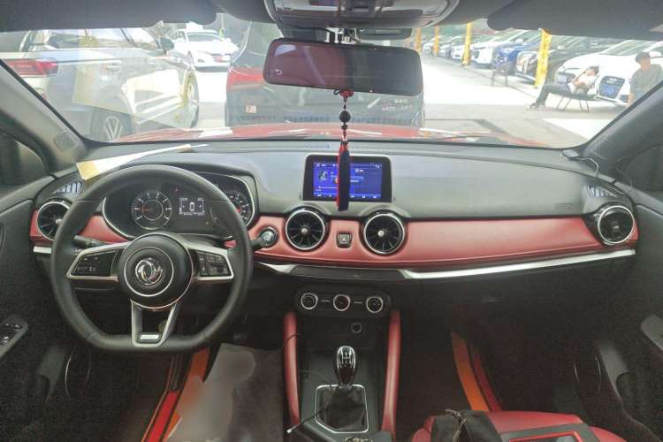Used Dongfeng Fengon 500 2021 1.5L CVT Enjoyment Version Center Console