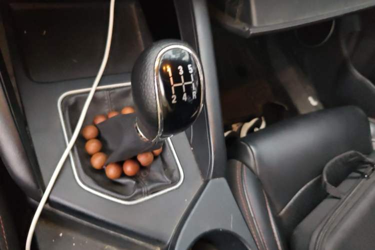Used Dongfeng Fengon 500 2021 1.5L Manual Enjoyment Model Gear Lever