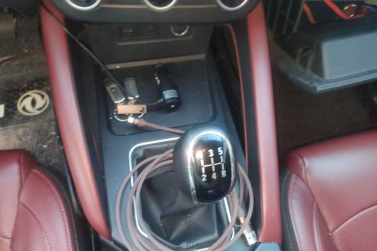 Used Dongfeng Fengon 500 2021 1.5L Manual Enjoyment Model Gear Lever