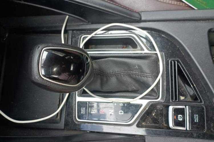 Used Dongfeng Fengon 500 2021 1.5L CVT Enjoyment Version Gear Lever