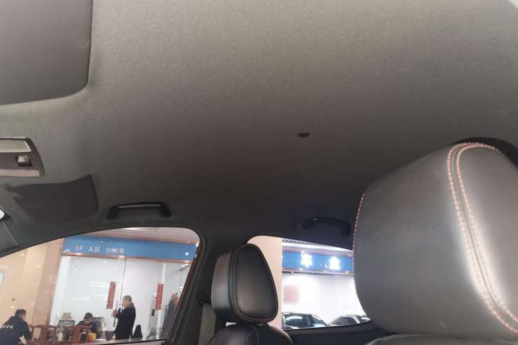Used Dongfeng Fengon 500 2021 1.5L CVT Enjoyment Model Headliner