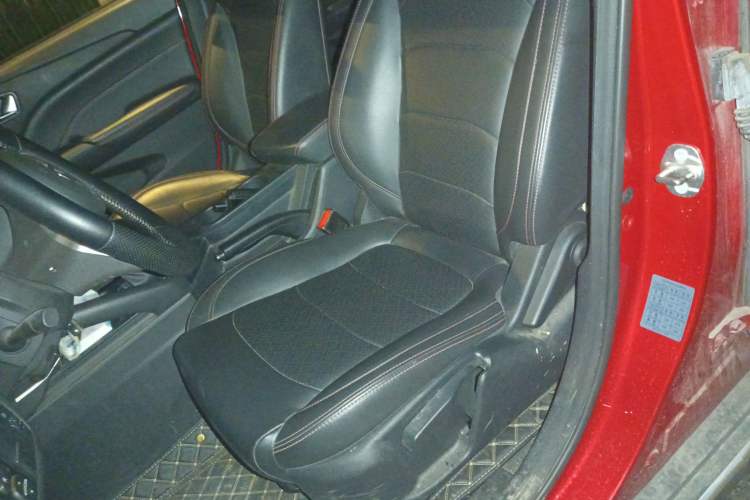 Used Dongfeng Fengon 500 2021 1.5L CVT Enjoyment Model Left Front Seat
