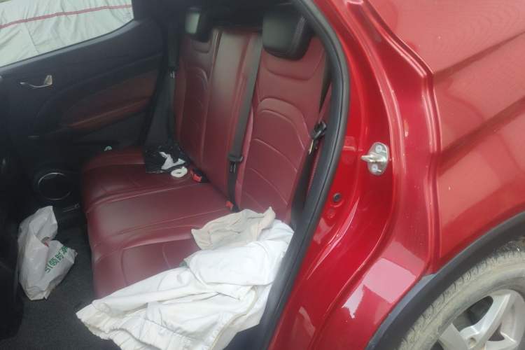 Used Dongfeng Fengon 500 2021 1.5L Manual Enjoyment Model Left Rear Seat