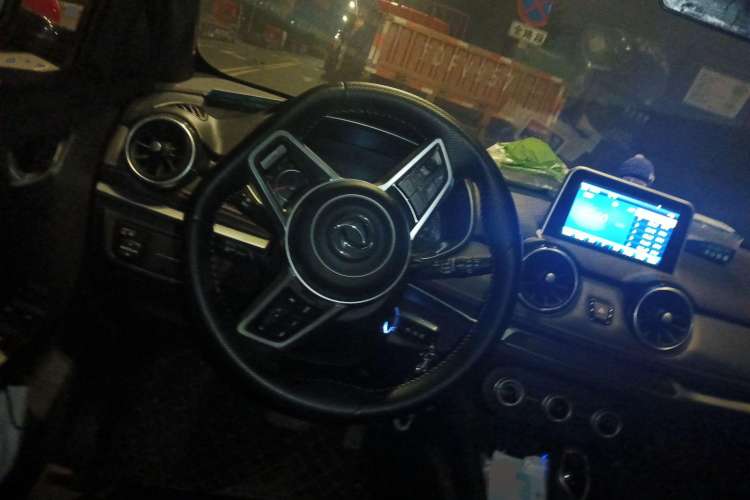 Used Dongfeng Fengon 500 2021 1.5L CVT Enjoyment Model Steering Wheel