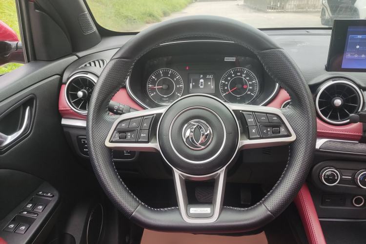 Used Dongfeng Fengon 500 2021 1.5L CVT Enjoyment Version Steering Wheel