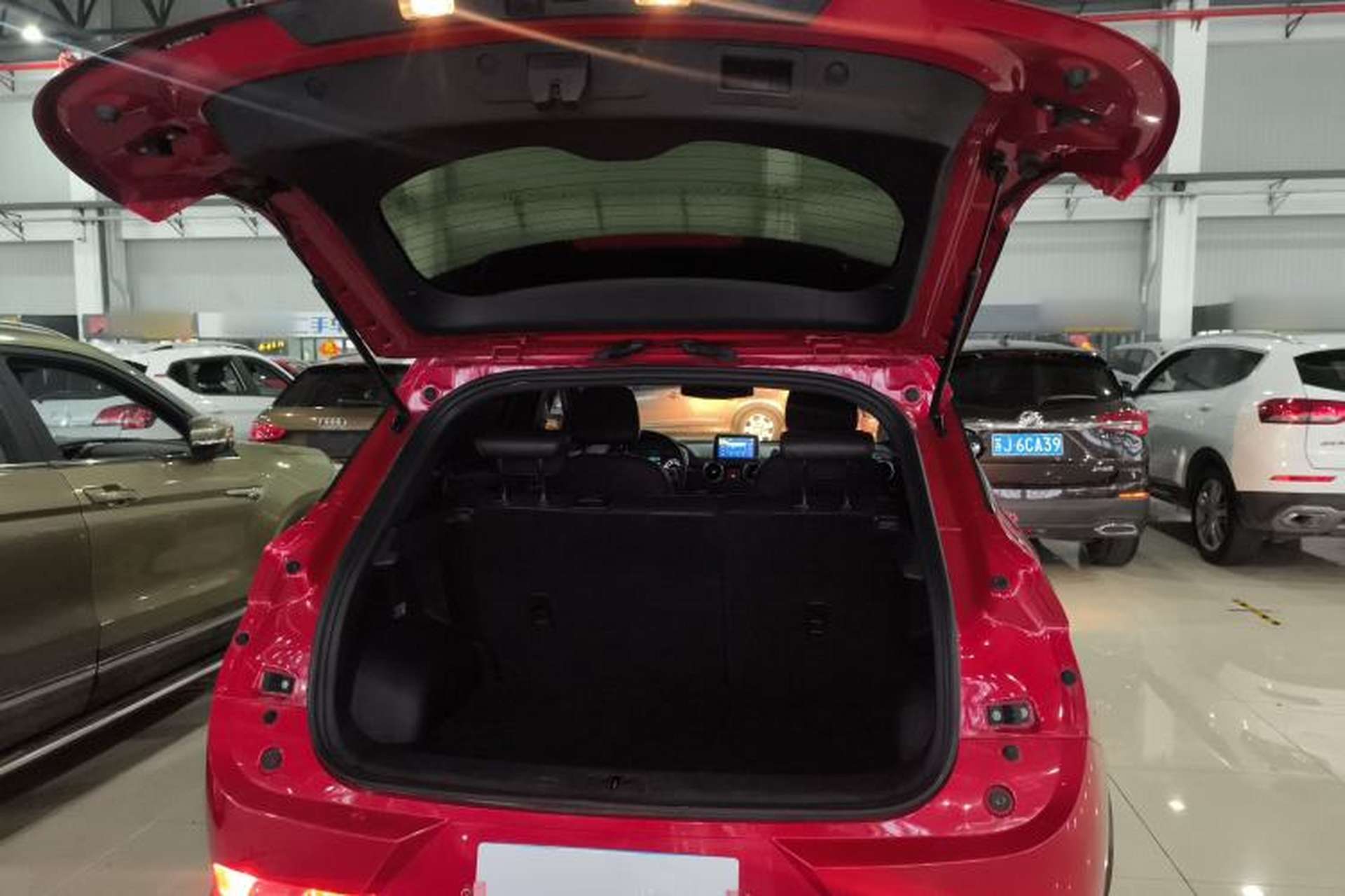 Used Dongfeng Fengon 500 2021 1.5L CVT Enjoyment Model Trunk