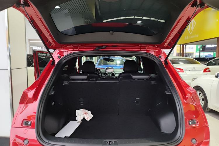 Used Dongfeng Fengon 500 2021 1.5L Manual Enjoyment Model Trunk