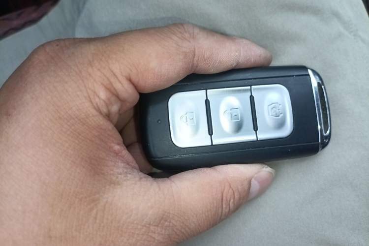 Used Dongfeng Fengon 500 2021 1.5L CVT Enjoyment Version Vehicle Key