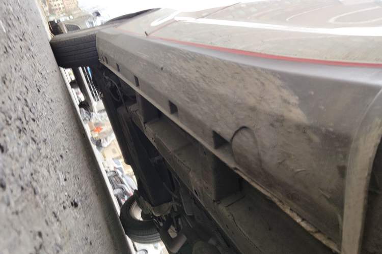 Used Dongfeng Fengon 500 2021 1.5L Manual Enjoyment Model Chassis Front Right