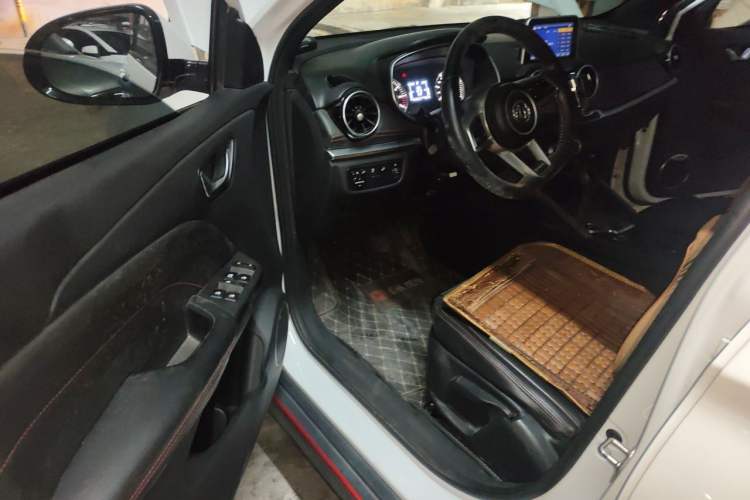 Used Dongfeng Fengon 500 2021 1.5L CVT Enjoyment Version Driver Seat