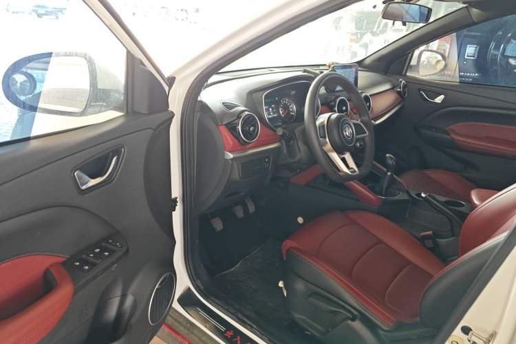 Used Dongfeng Fengon 500 2021 1.5L Manual Enjoyment Model Driver Seat