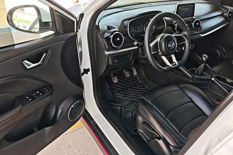 Used Dongfeng Fengon 500 2021 1.5L Manual Enjoyment Model Driver Seat