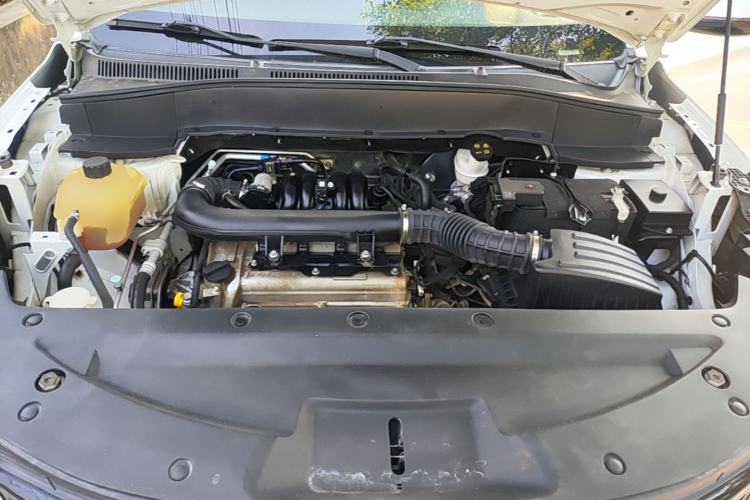 Used Dongfeng Fengon 500 2021 1.5L Manual Enjoyment Model Engine Bay