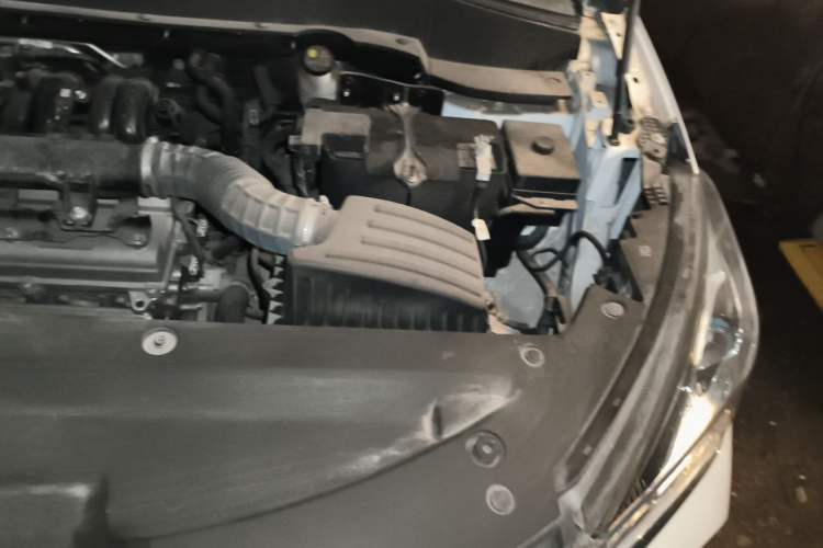 Used Dongfeng Fengon 500 2021 1.5L CVT Enjoyment Version Engine Bay Left