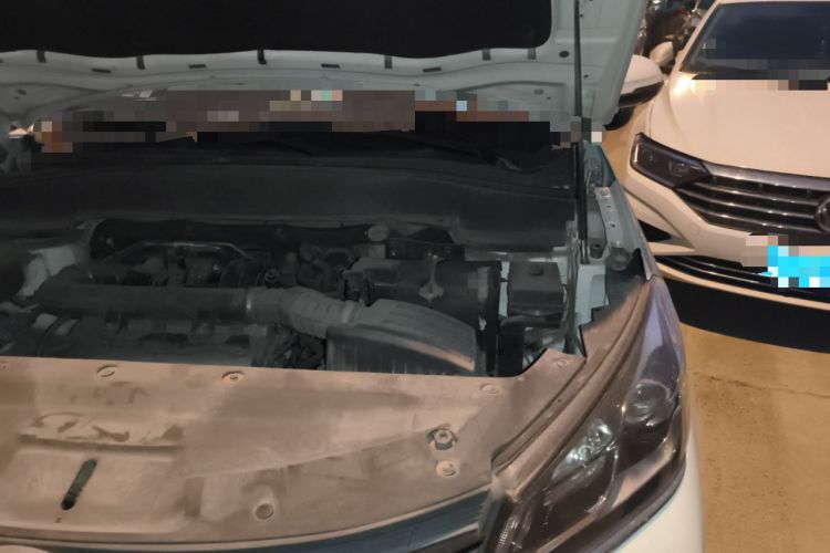 Used Dongfeng Fengon 500 2021 1.5L Manual Enjoyment Model Engine Bay Left