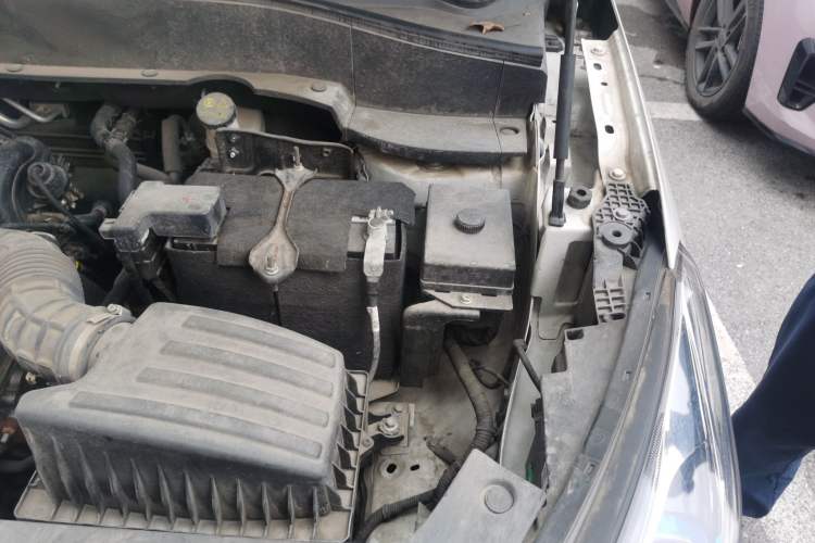Used Dongfeng Fengon 500 2021 1.5L CVT Enjoyment Version Engine Bay Left