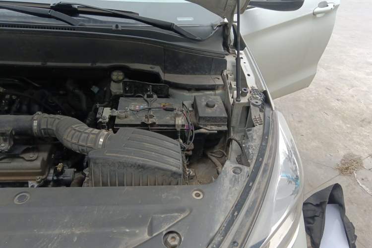 Used Dongfeng Fengon 500 2021 1.5L CVT Enjoyment Version Engine Bay Left