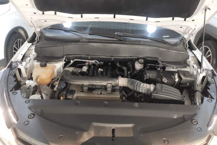 Used Dongfeng Fengon 500 2021 1.5L CVT Enjoyment Model Engine Bay