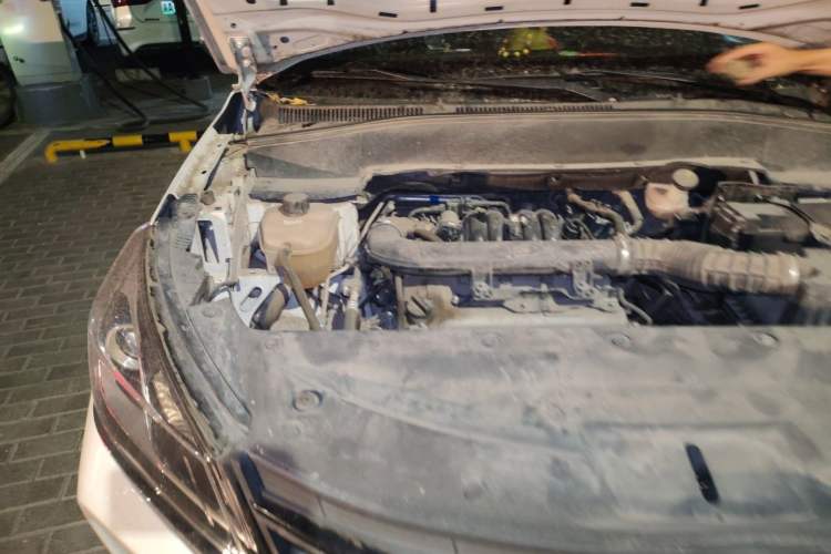Used Dongfeng Fengon 500 2021 1.5L CVT Enjoyment Model Engine Bay Right