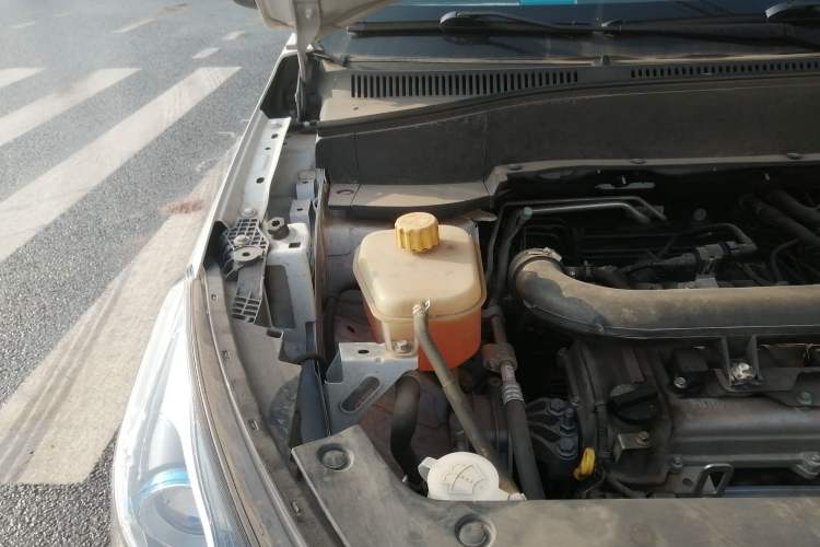 Used Dongfeng Fengon 500 2021 1.5L CVT Enjoyment Version Engine Bay Right