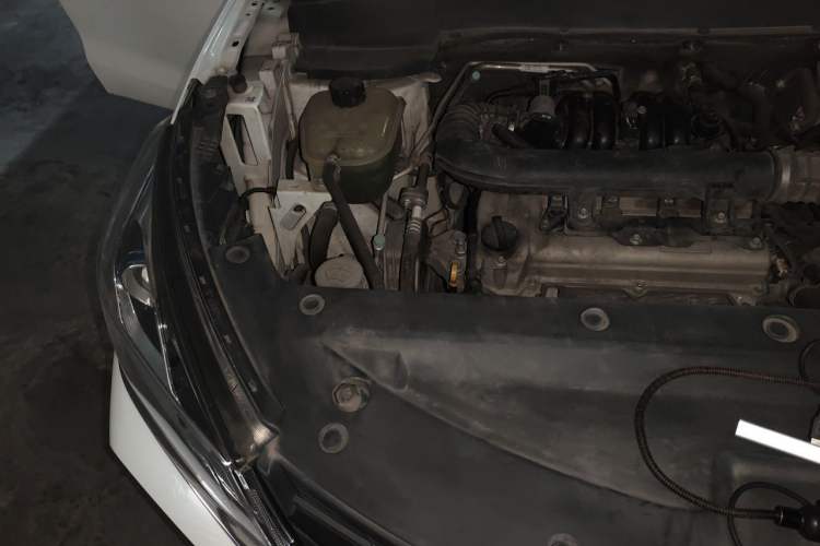 Used Dongfeng Fengon 500 2021 1.5L CVT Enjoyment Version Engine Bay Right