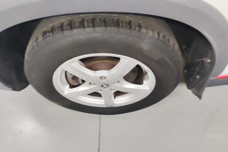 Used Dongfeng Fengon 500 2021 1.5L CVT Enjoyment Model Exterior 4