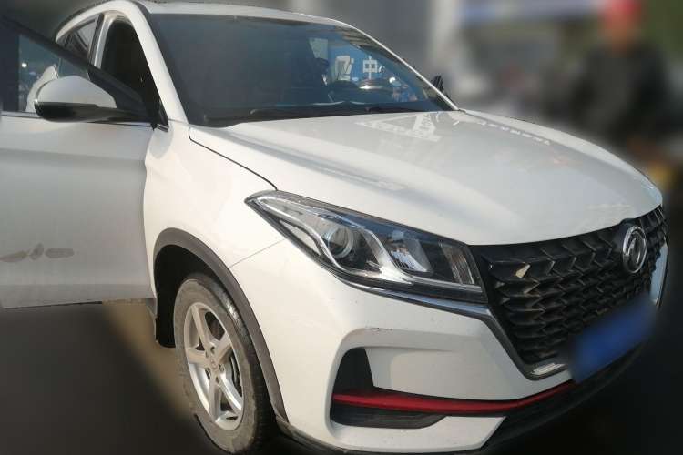 Used Dongfeng Fengon 500 2021 1.5L CVT Enjoyment Version Front Right 45 Deg
