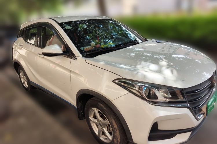 Used Dongfeng Fengon 500 2021 1.5L Manual Enjoyment Model Front Right 45 Deg