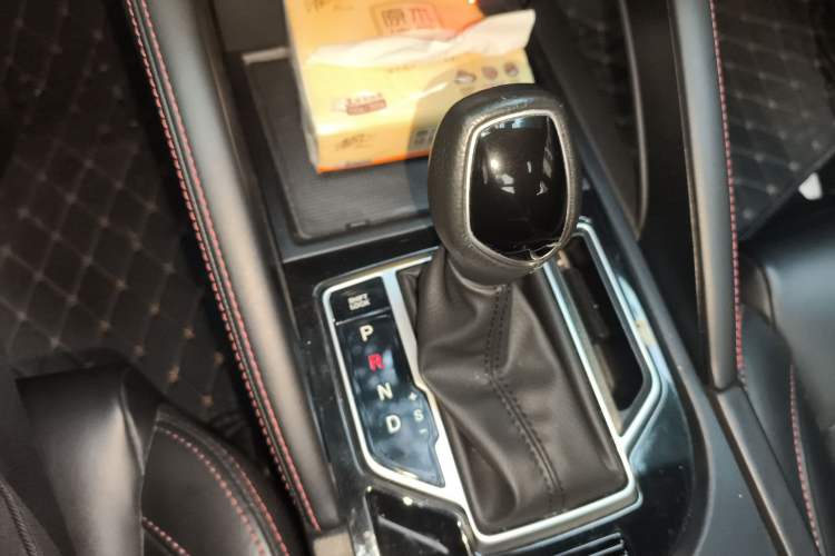 Used Dongfeng Fengon 500 2021 1.5L CVT Enjoyment Version Gear Lever