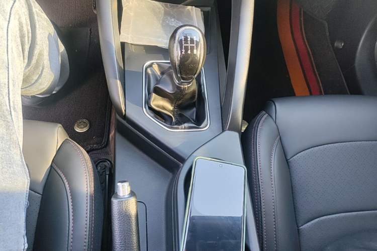 Used Dongfeng Fengon 500 2021 1.5L Manual Enjoyment Model Gear Lever
