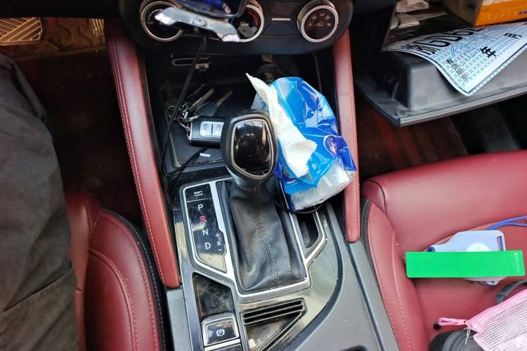 Used Dongfeng Fengon 500 2021 1.5L CVT Enjoyment Version Gear Lever