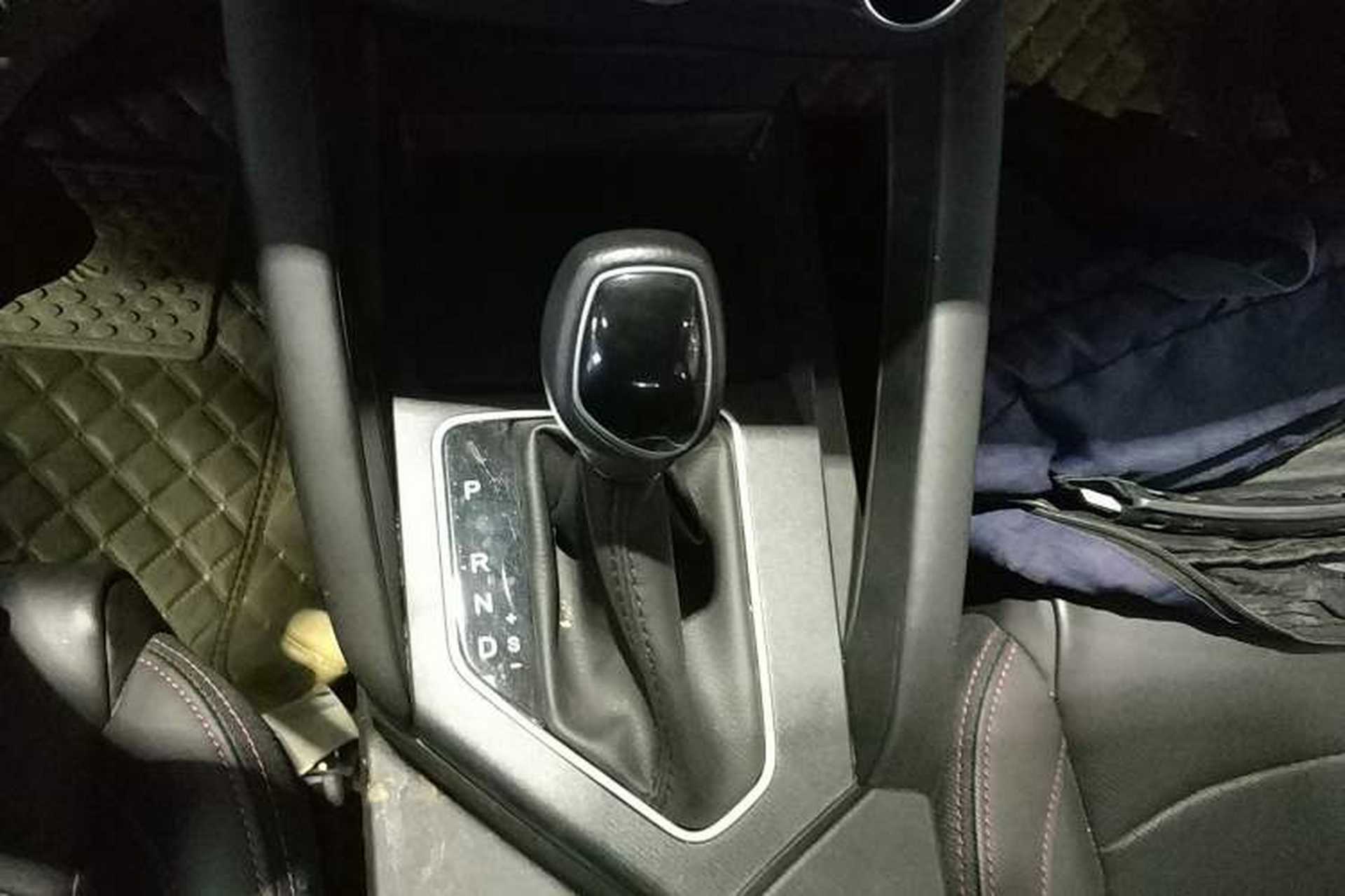 Used Dongfeng Fengon 500 2021 1.5L CVT Enjoyment Model Gear Lever